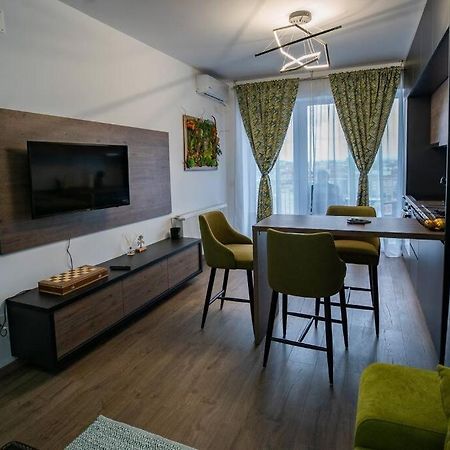 Sunrise Apartment Oradea Exteriör bild